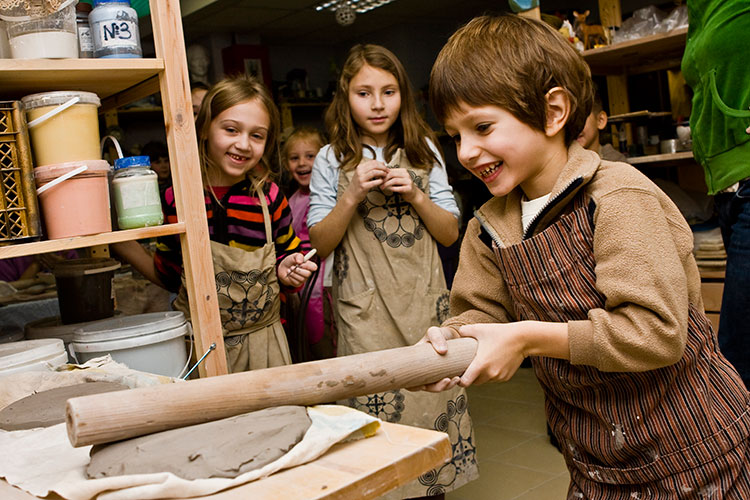 Детский мастер-класс по керамике Клуб Мастеров
