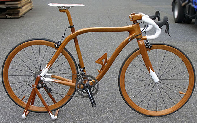 Деревянный велосипед фирмы Sano magic